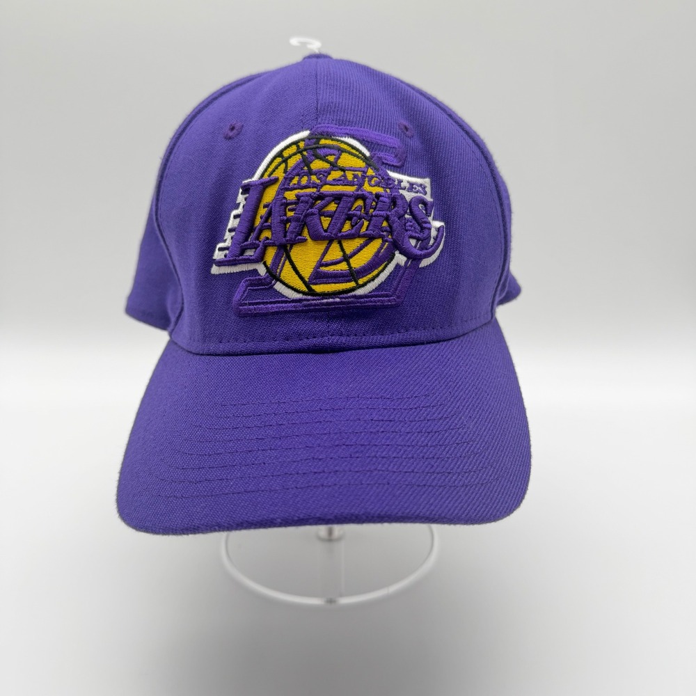 New Era 9FIFTY Los Angeles Lakers Snapback Hat Purple NBA Basketball Cap OSFM